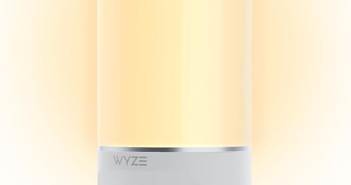 WYZE Bulb Cam – 2K HD Smart Light Bulb Security Camera, E26 Socket